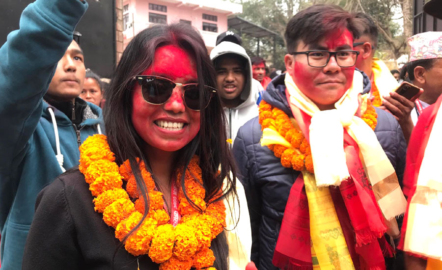 कसले कसले जीतेत दोहोरीगीत प्रतिष्ठानको चुनाव ?