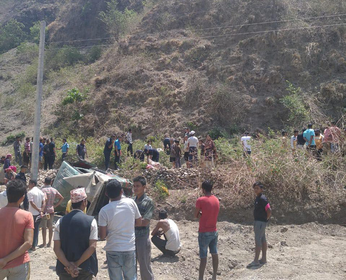 तुलसीपुरमा बलेरो जीप दुर्घटना हुँदा जीप चालकको घटनास्थलमै मृत्यु