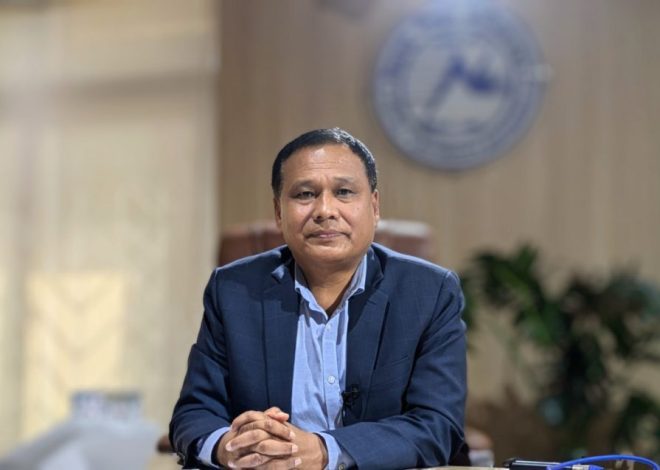 कुलमान घिसिङको अग्रसरतामा उज्यालो नेपाल पार्टी, आयोगमा बुझायो ५१ सदस्यीय सूची