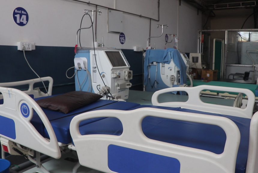 राप्ती स्वास्थ्य विज्ञान प्रतिष्ठानमा  मेसिनहरू बनेपछि  विरामहरू थप लाभान्वित