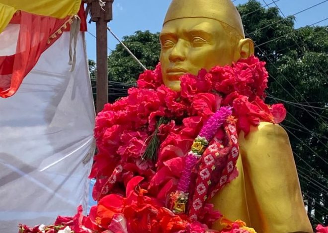 स्वर्गीय घिमिरेको शालिक अनावरण