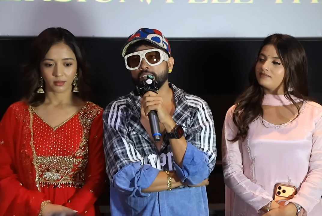 ‘पैसाकै लागि भए हटाउने थिइनँ’ : विवादित गीतबारे दुर्गेशको कडा स्पष्टीकरण